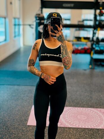 AileenSenpaiReacts