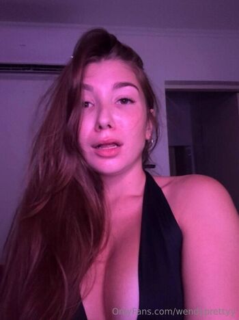 Full leaked Aileney on private photo