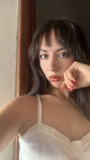 Full leaked Aili private photo