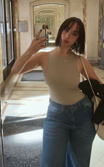 Full leaked Aili private photo