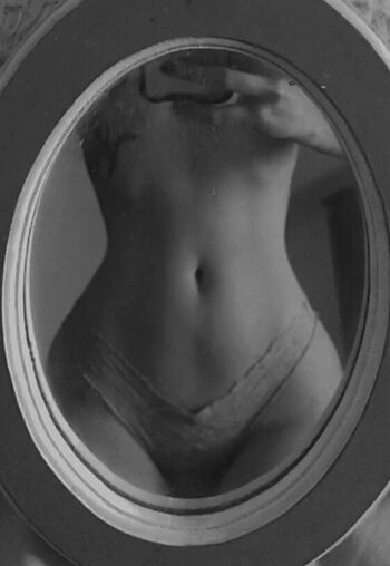 Full leaked Aili private photo