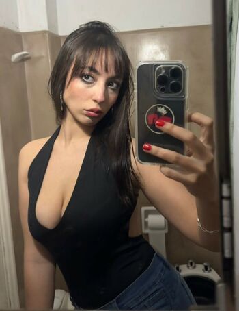 Full leaked Aili private photo