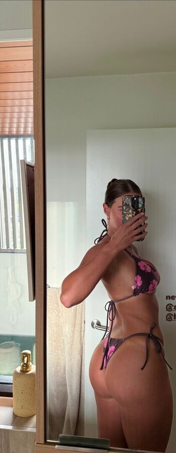 Full leaked Aimee rose private onlyfans photo