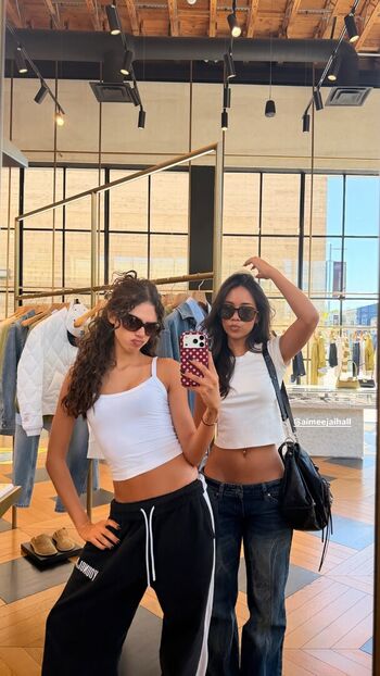 Full leaked Aimeejaihall private onlyfans photo