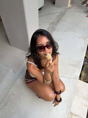 Full leaked Aimeejaihall private photo