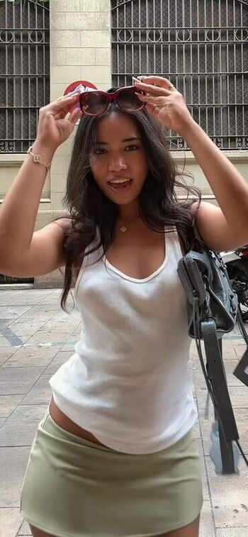Full leaked Aimeejaihall private photo