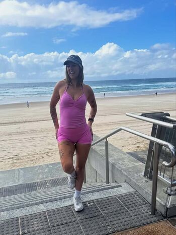 Full leaked Aimeelouisex private photo