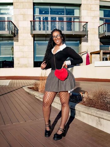 Full leaked Aishaaamarie private onlyfans photo