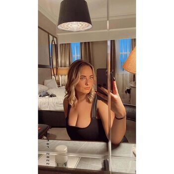 Full leaked Aisling norman page private photo