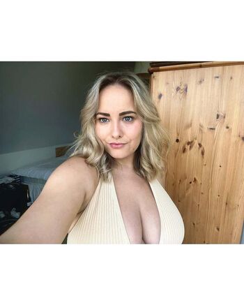 Full leaked Aisling norman page private photo