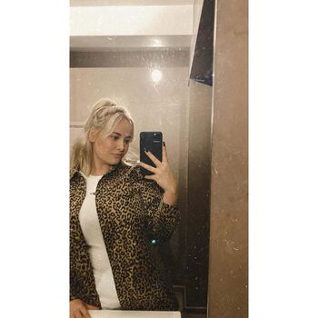 Full leaked Aisling norman page private photo