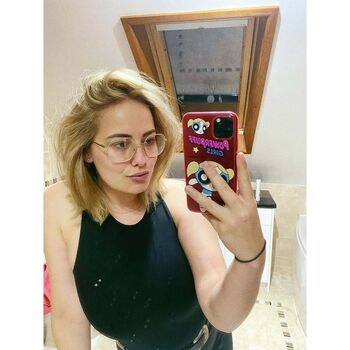 Full leaked Aisling norman private photo