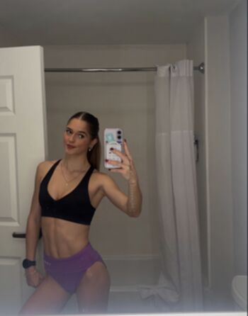 Full leaked Aiva pinches private photo