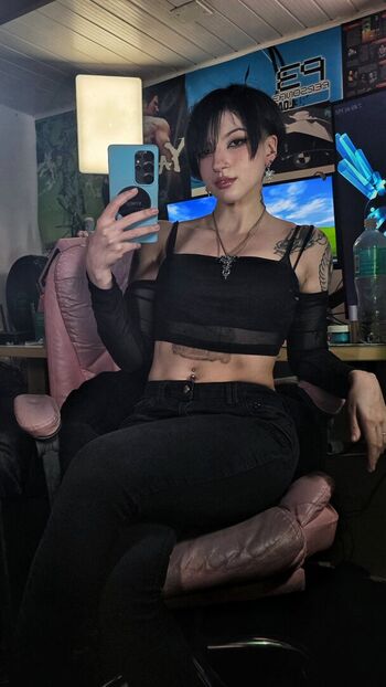 Full leaked Akemy sama private photo