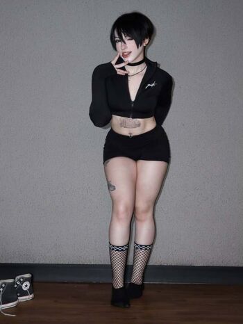 Full leaked Akemy sama page private photo