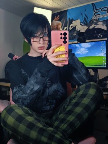 Full leaked Akemy sama page private photo