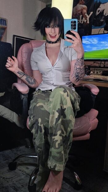 Full leaked Akemy sama page private photo