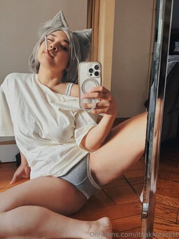 Full leaked Akidearest private photo