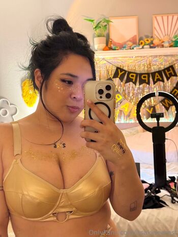 Full leaked Akidearest page private onlyfans photo