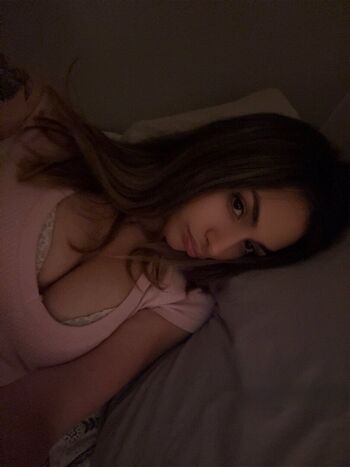Full leaked Akirya private photo