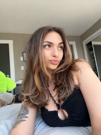 Full leaked Akirya private photo