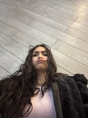 Full leaked Akirya private photo