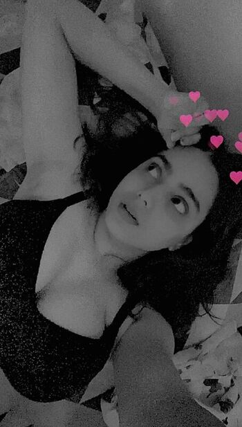Full leaked Akriti bajpai private photo