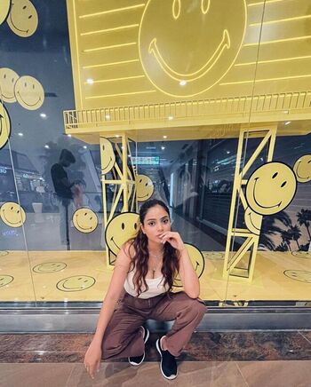 Full leaked Akriti bajpai private photo