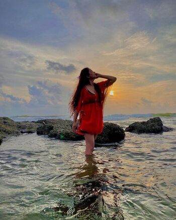 Full leaked Akriti bajpai private photo