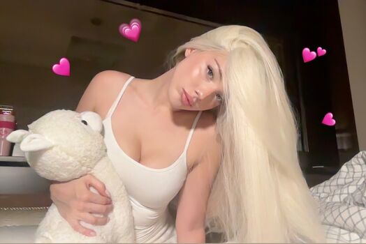 Full leaked Akyuliych private onlyfans photo