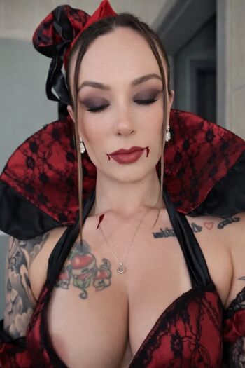 Full leaked Aln crv private onlyfans photo