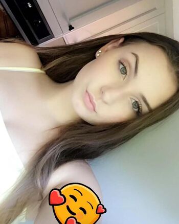 Full leaked Alxxandra private onlyfans photo