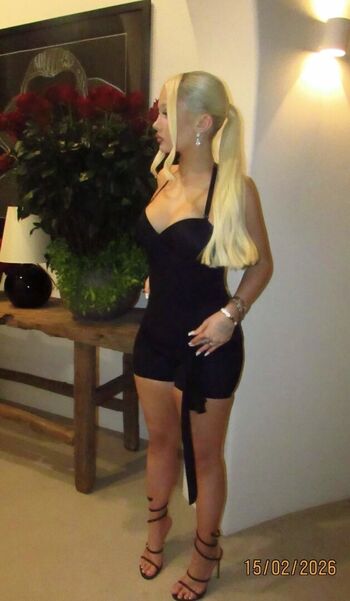 Full leaked Alabama barker private onlyfans photo