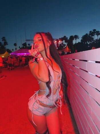 Full leaked Alahnaly page private photo