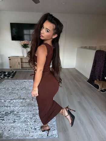 Full leaked Alahnaly page private photo