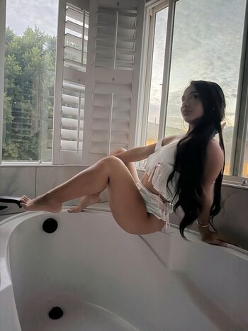 Full leaked Alahnaly private photo