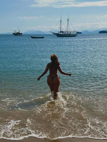 Full leaked Alana folchart private onlyfans photo