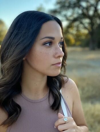 Full leaked Alanaa araya private onlyfans photo