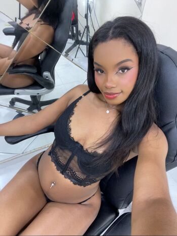 Full leaked Alanabale private onlyfans photo