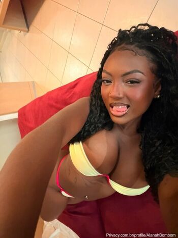 Full leaked Alanah bombom page private photo