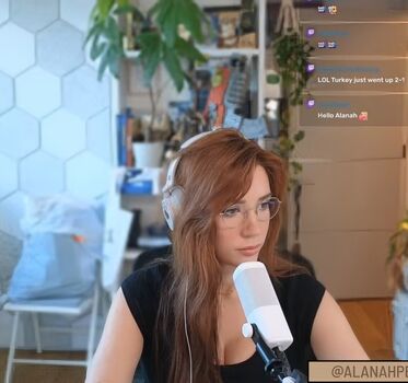 Full leaked Alanah pearce private photo
