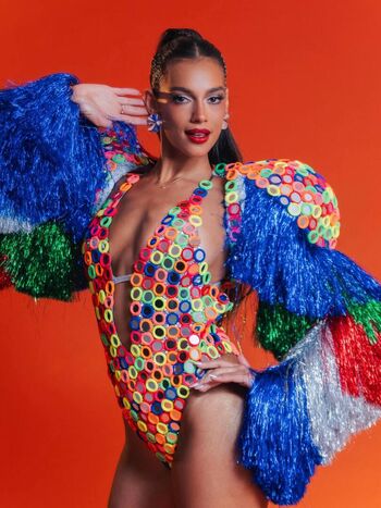 Full leaked Alane dias page private onlyfans photo