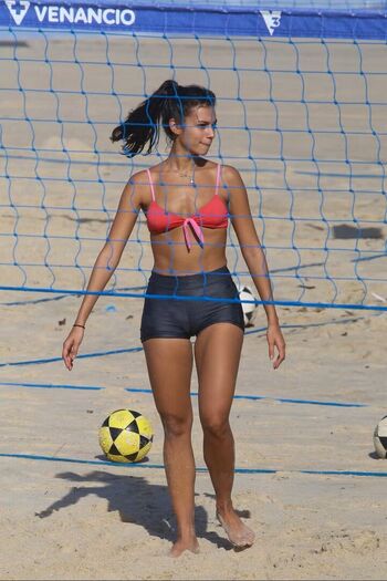 Full leaked Alane dias private photo