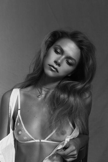 Full leaked Alannah walton private photo