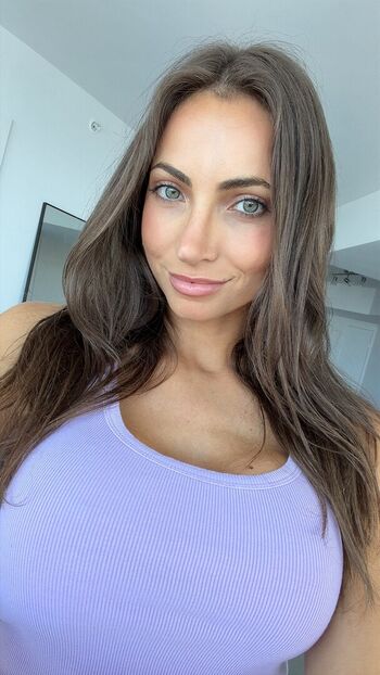 Full leaked Alannalouise private photo