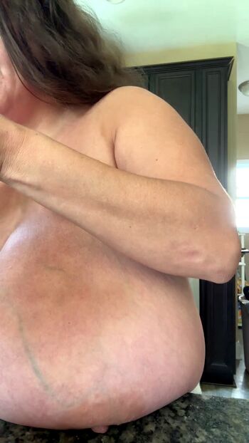 Full leaked Alaura grey private onlyfans photo