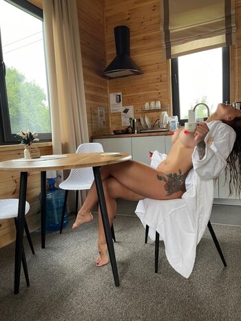 Full leaked Alba private onlyfans photo