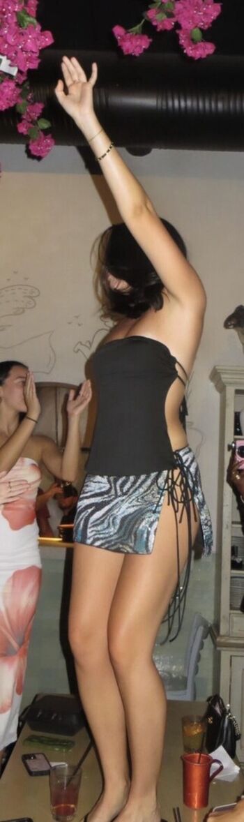 Full leaked Alba debarco private onlyfans photo