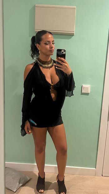Full leaked Albaagdiazz private photo