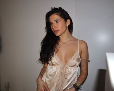 Full leaked Albanedanse private photo